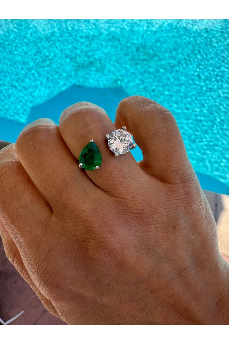 round & pear emerald toi e moi  ring, Alternate, color, green