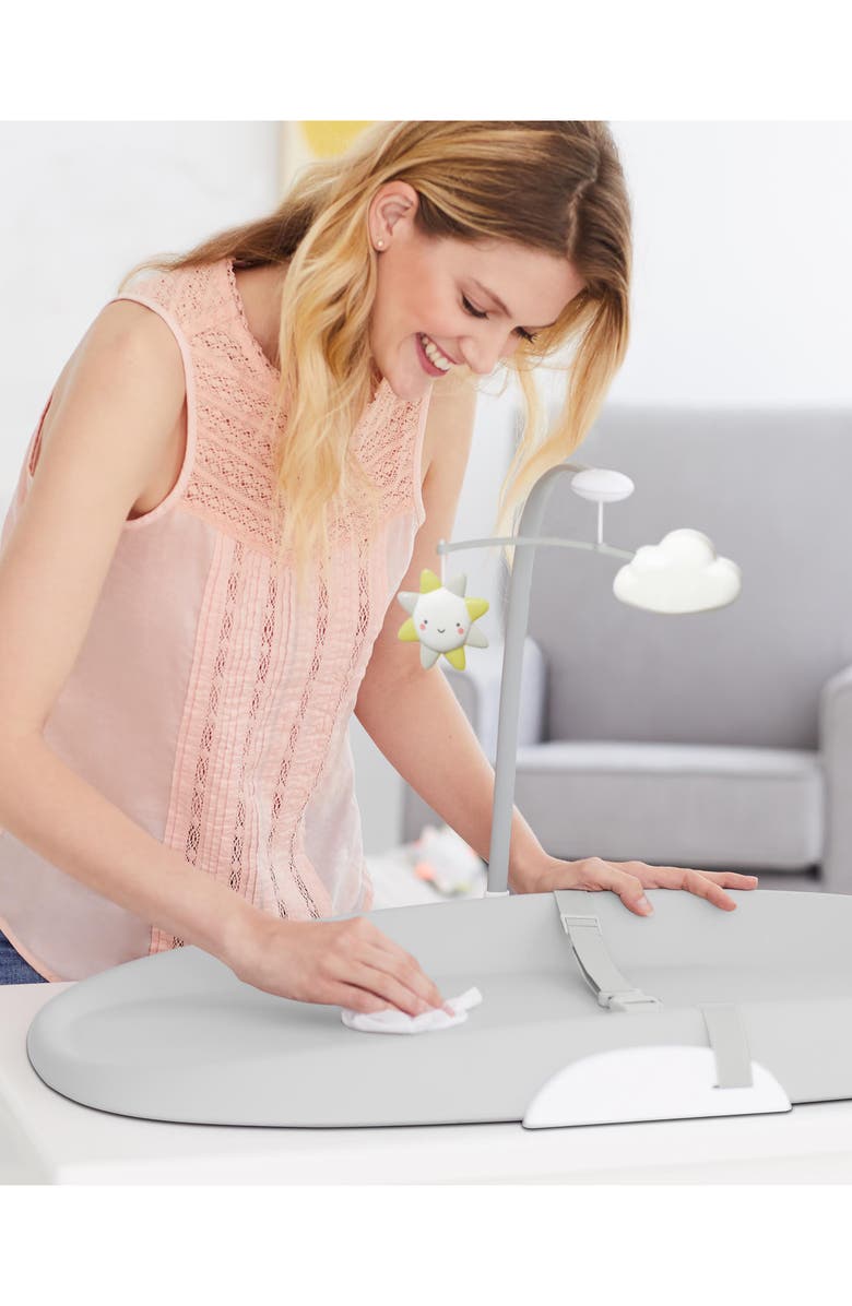 Skip Hop Cushioned Diaper Changing Pad, Alternate, color, 