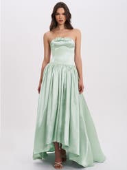 Miss Circle Lael Back Button Trailing Gown