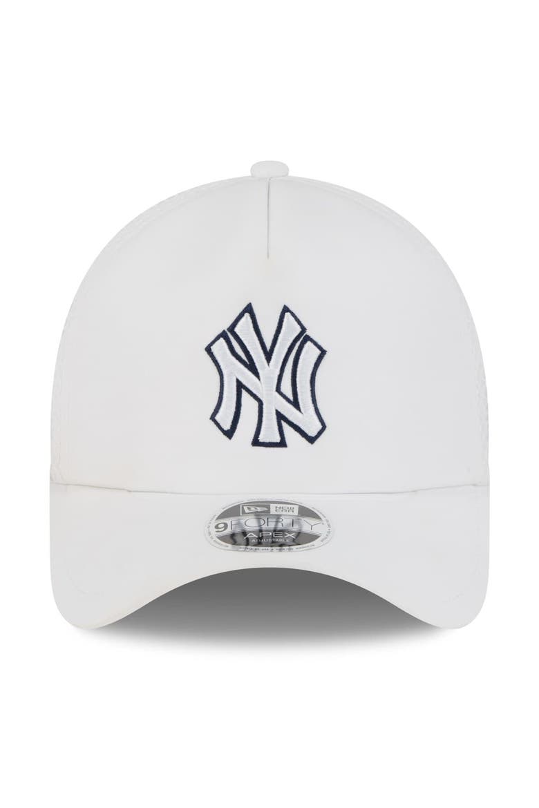 Men's New Era White New York Yankees 2026 Batting Practice Apex 9FORTY Adjustable Trucker Hat, Alternate, color, White