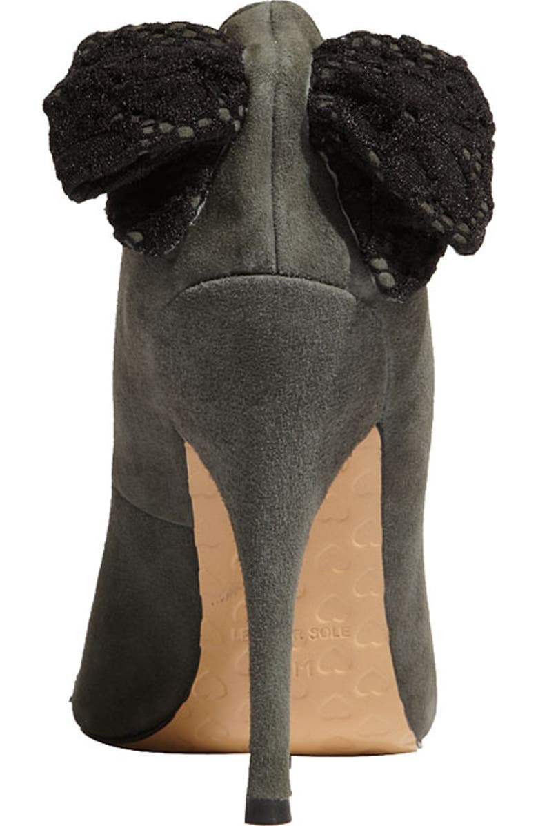 Betsey Johnson , Alternate, color,