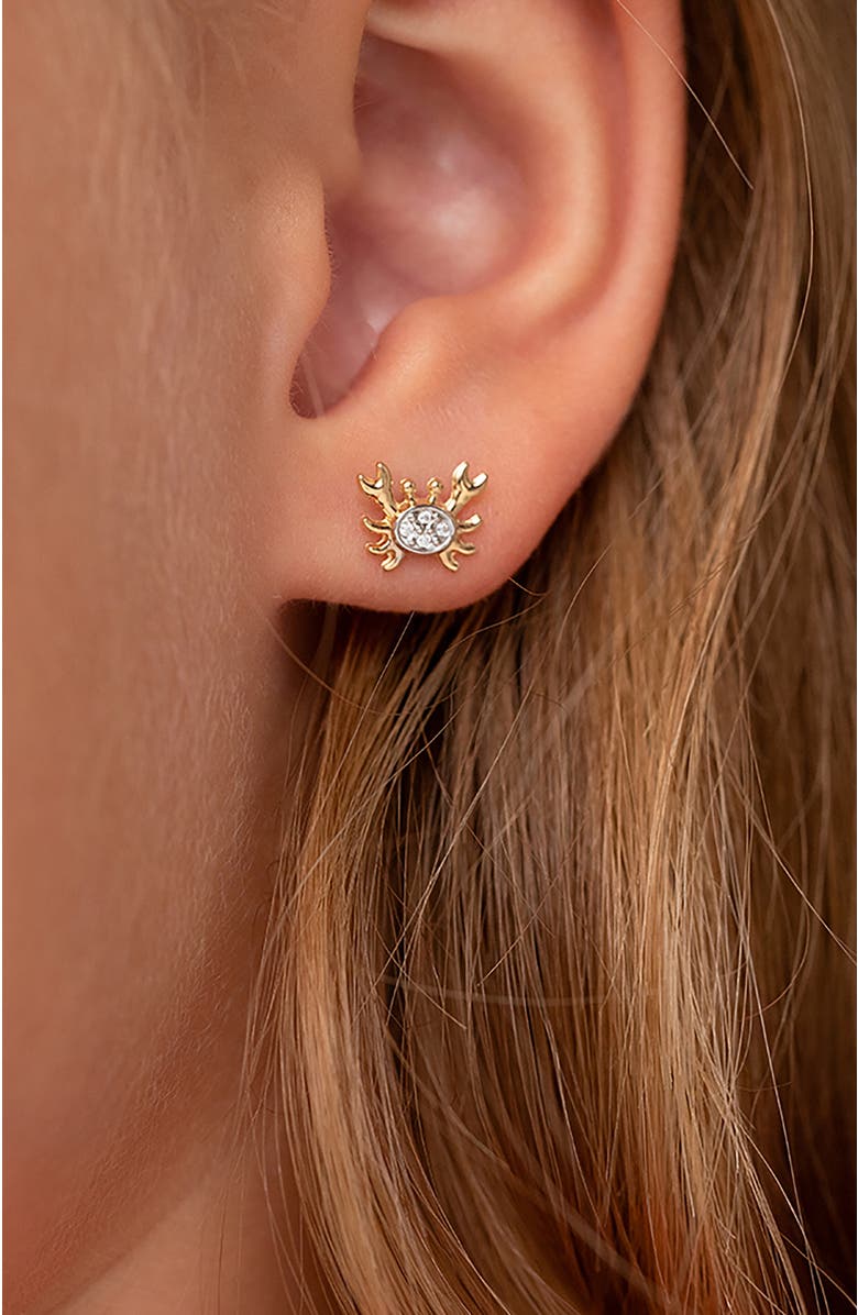 In Season Jewelry 14k Curious Crab Earrings, Alternate, color, Gold