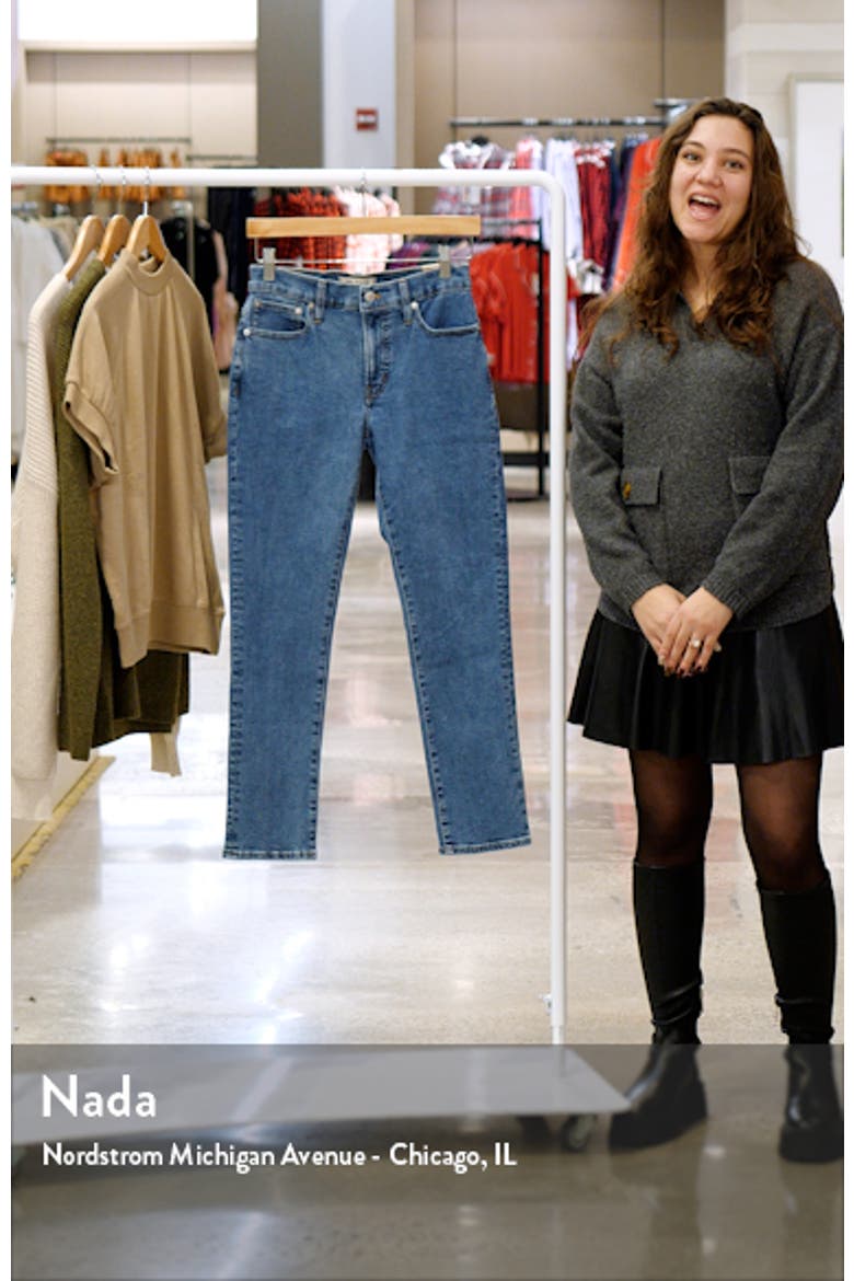The Perfect Vintage Mid Rise Tapered Jeans video