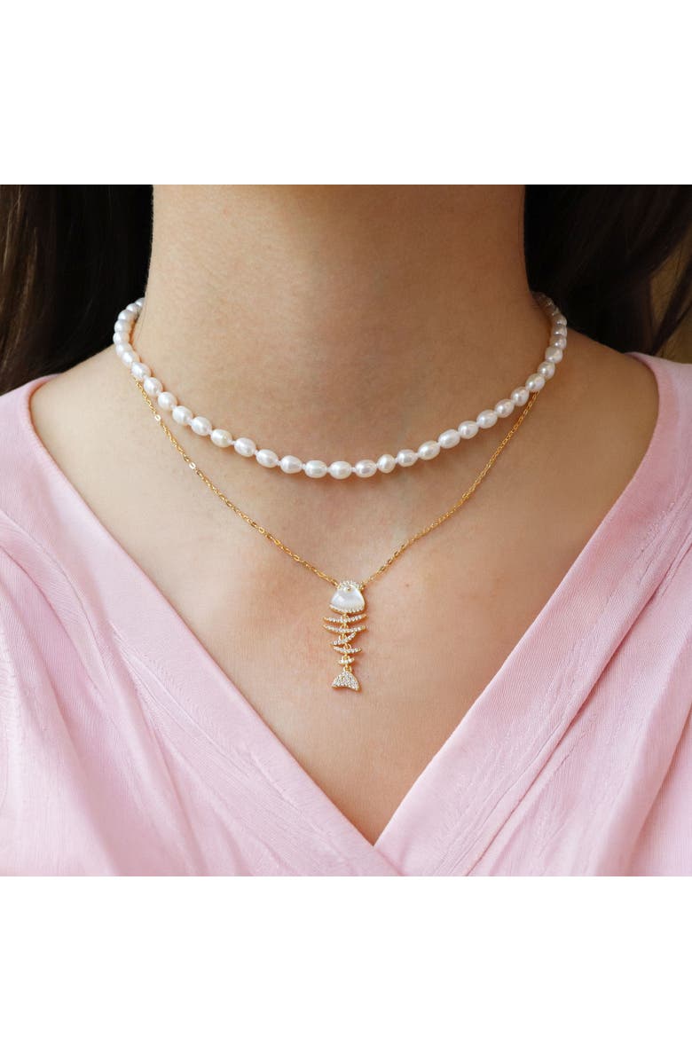 The Lovery Fine Jewelry Mother of Pearl Fish Necklace, Alternate, color, Mother Of Pearl