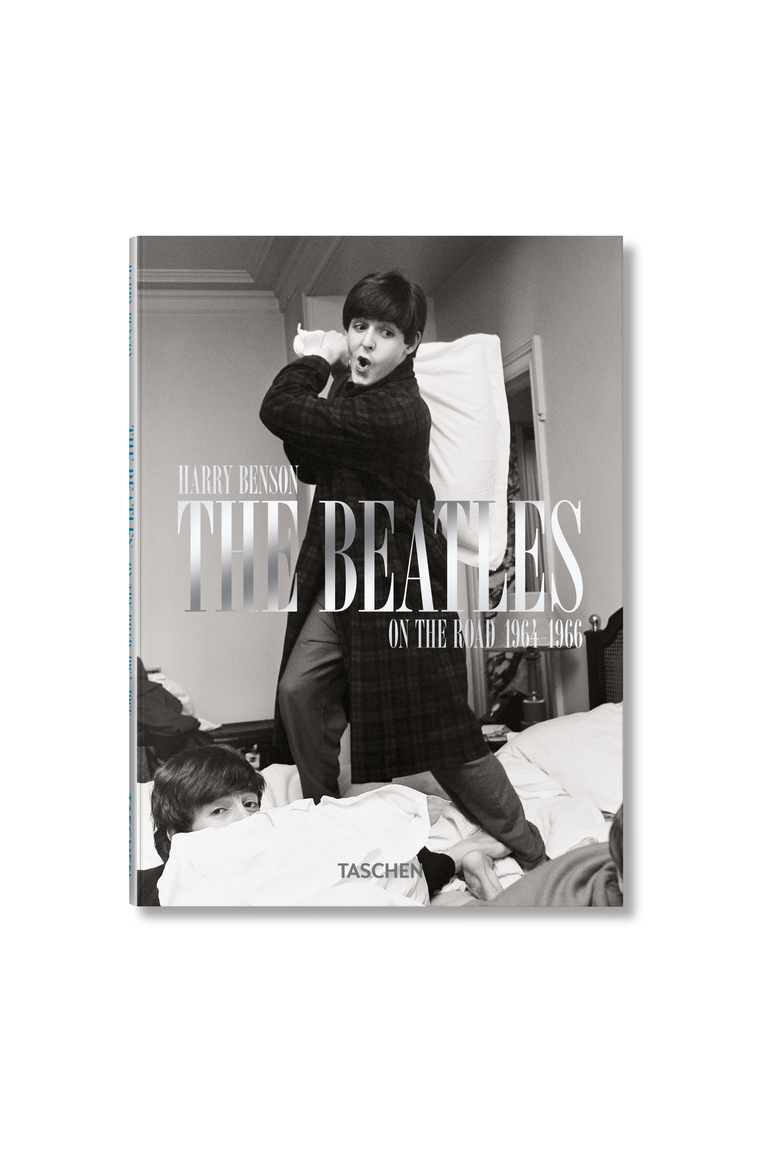 The Beatles Book, Main, color, Black / White