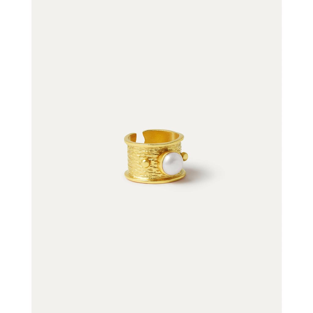 Ottoman Hands Della Pearl Band Ring In Gold
