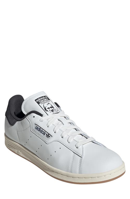 adidas Stan Smith Sneaker in White/White/Carbon 