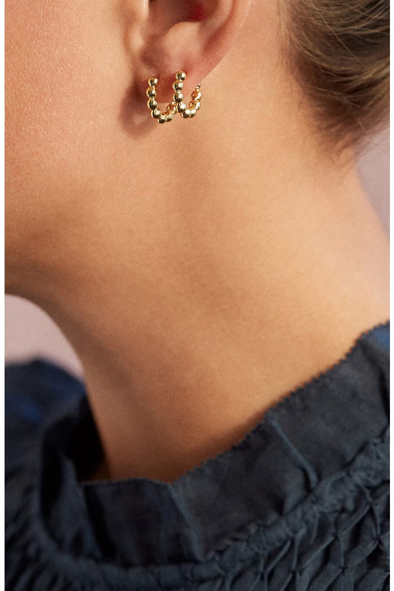 Pisa Huggie Hoop Earrings, Alternate, color, GOLD