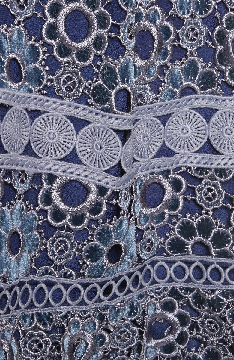Self-Portrait Embroidered Cutwork Midi Dress, Alternate, color, 