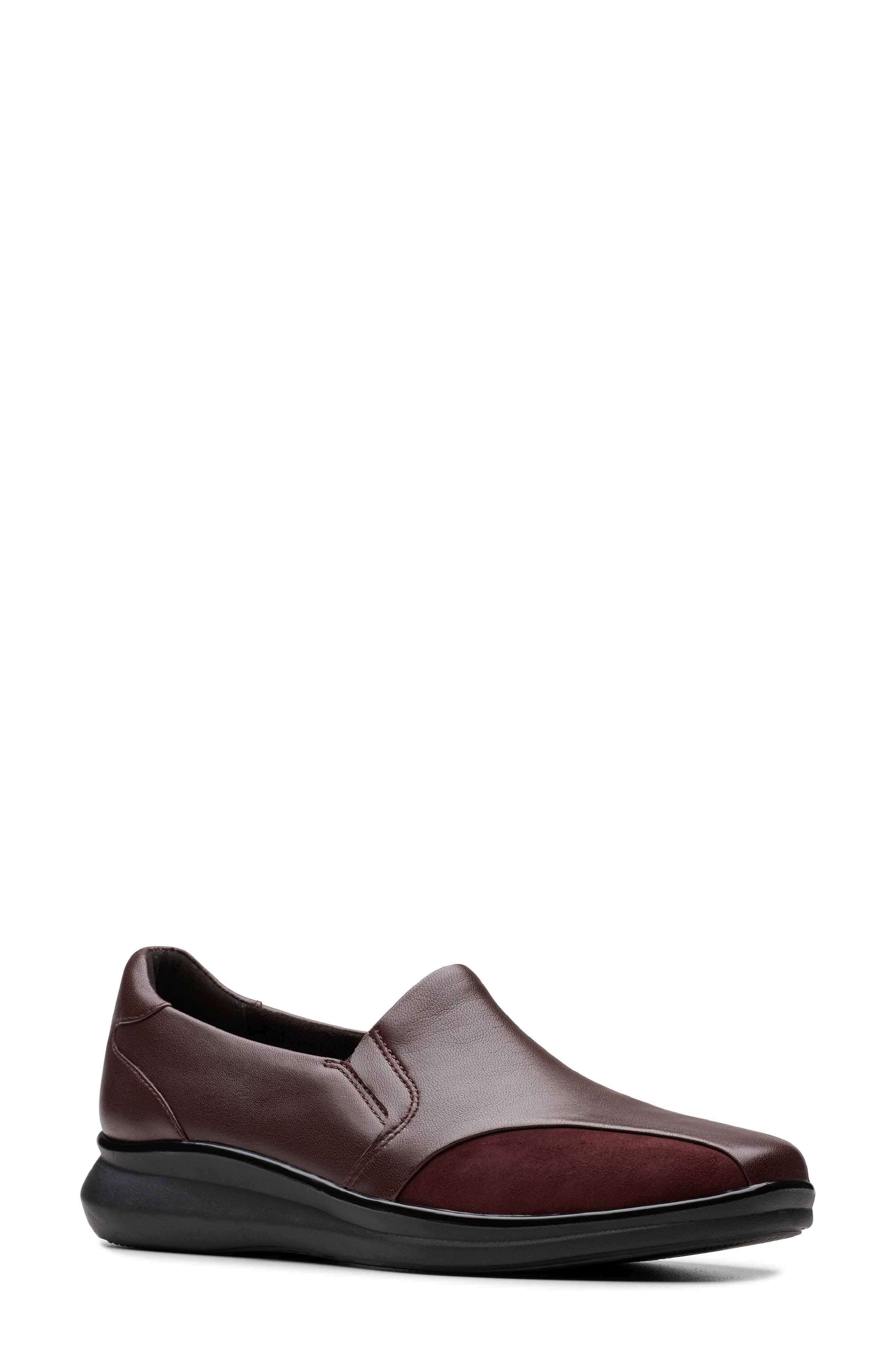 Lynelle Wedge Flat
