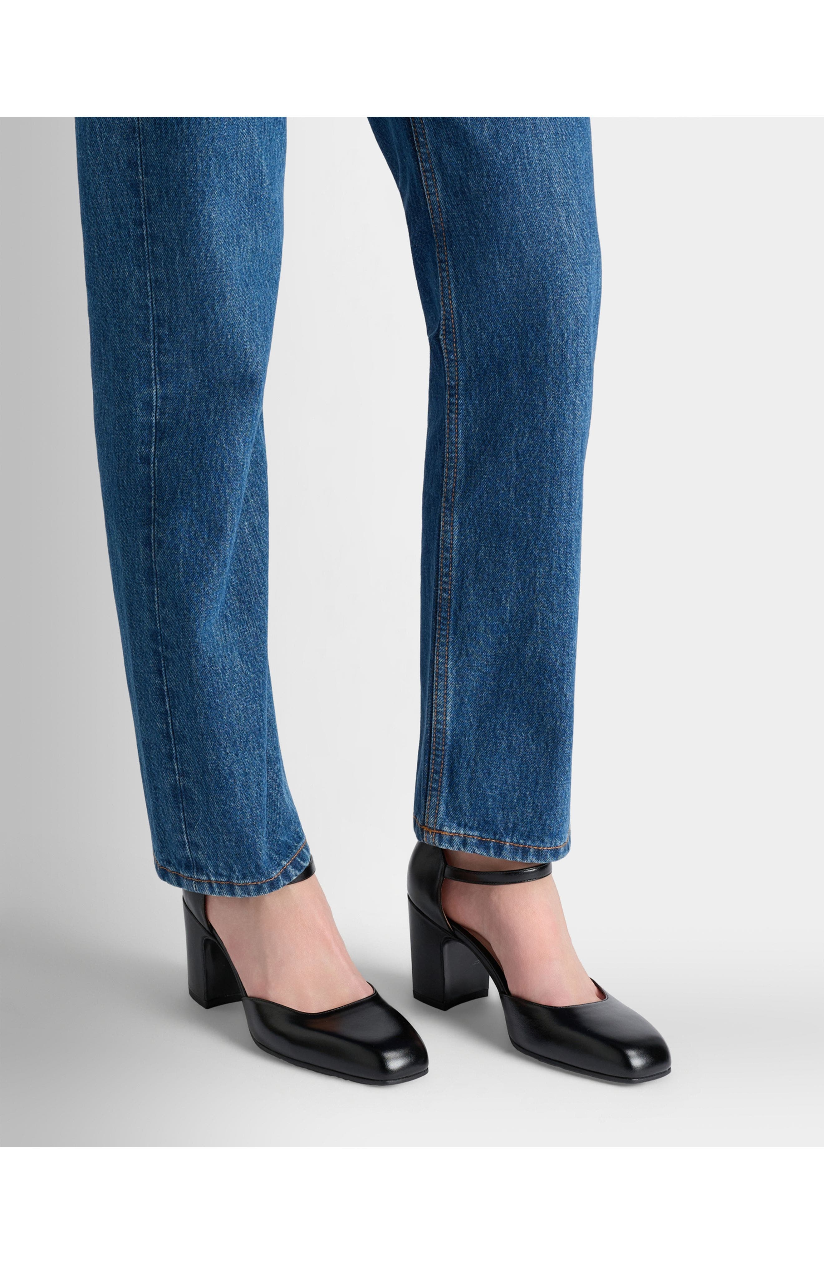 Bally Eclayr Pump in Leather, Alternate, color, Black