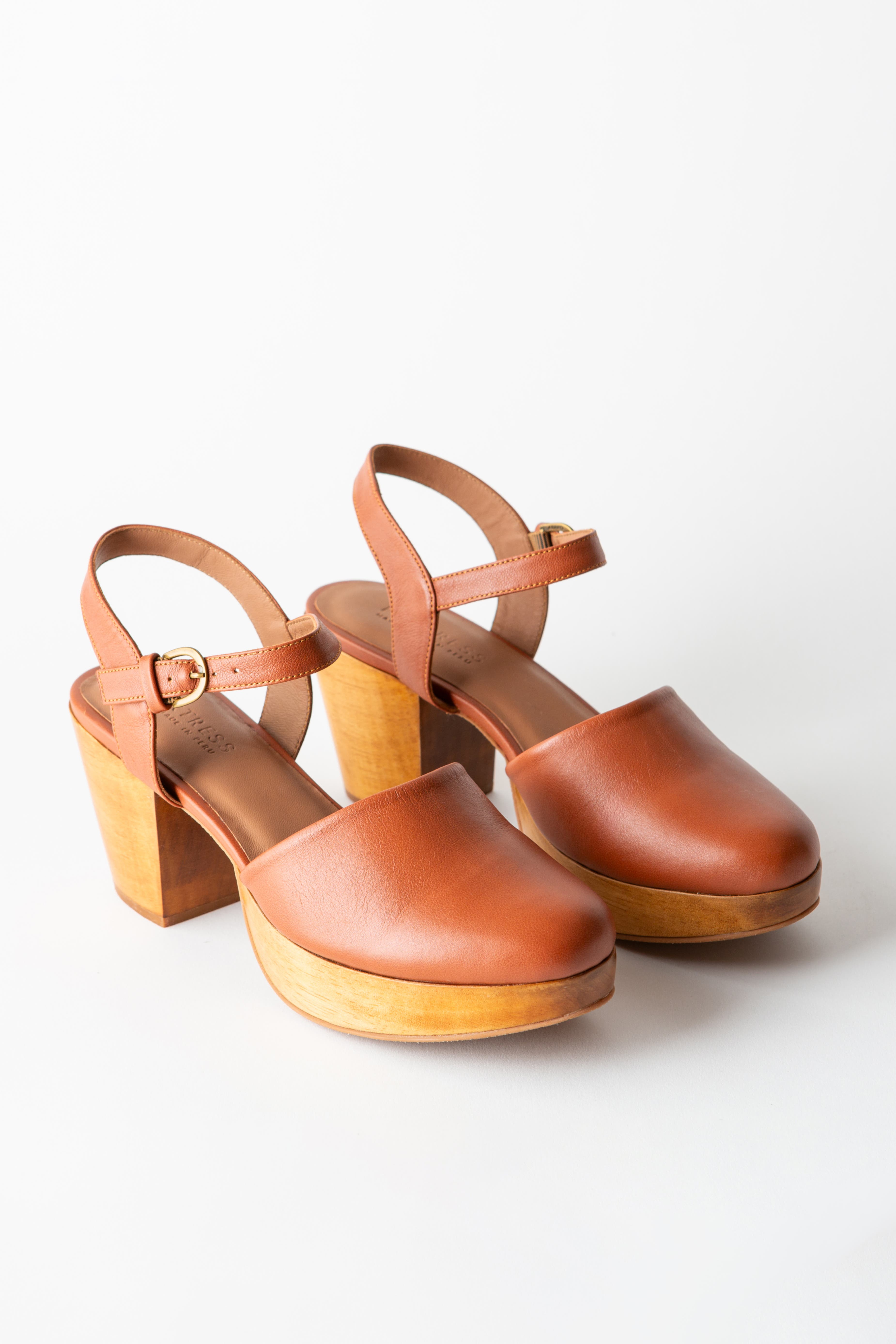 Willow Mary Jane Platform Clog, Alternate, color, Whiskey