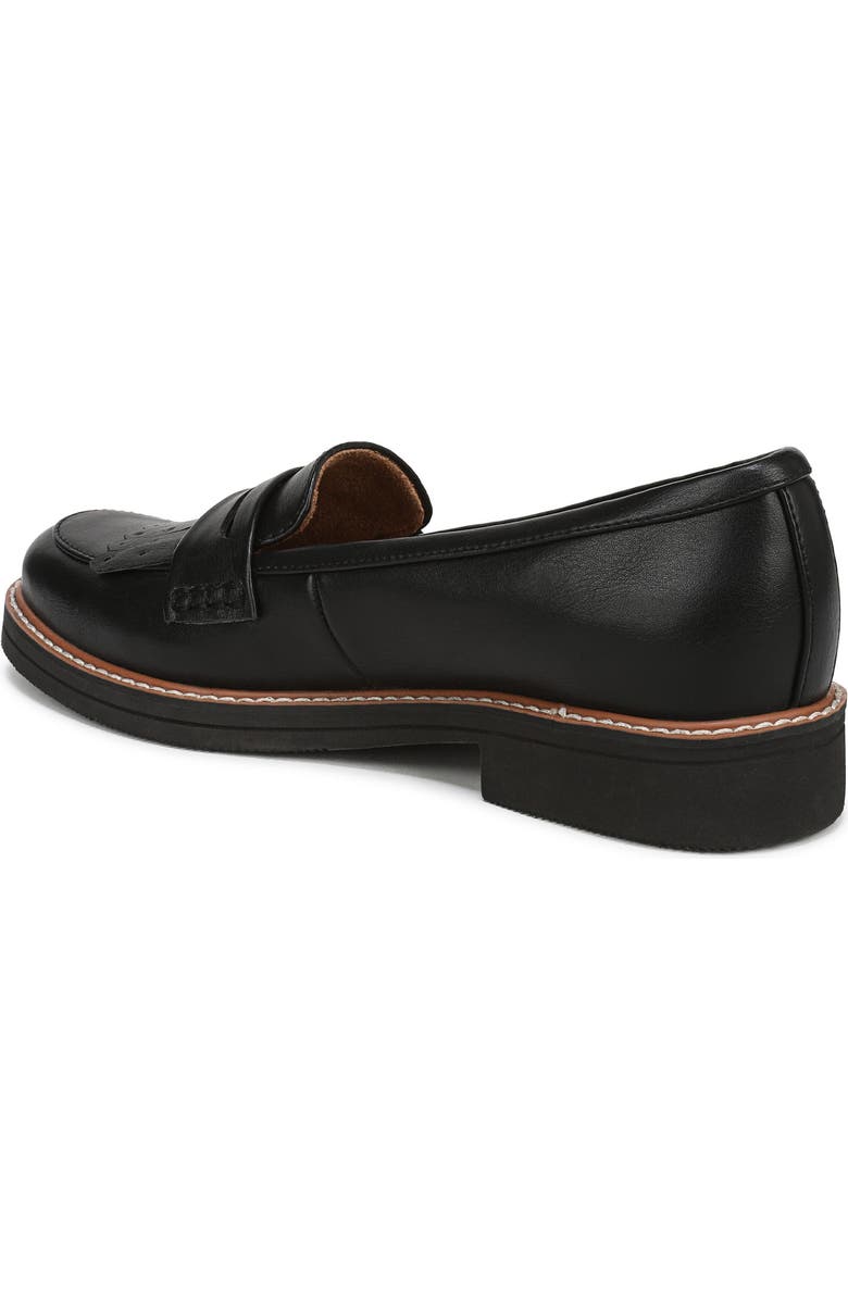 Naturalizer Pacey Kiltie Fringe Loafer, Alternate, color, Black