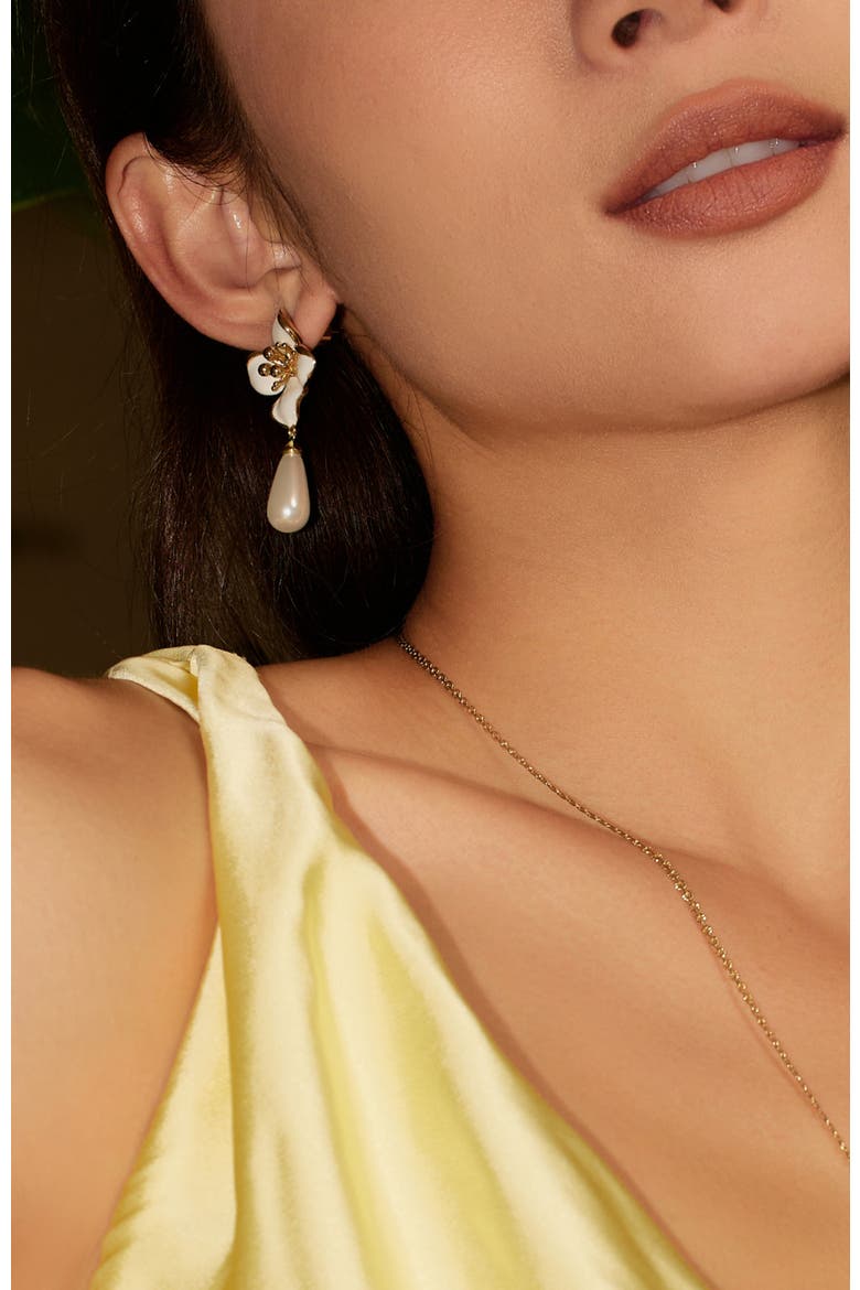 Iris Blossom Pearl Earrings, Alternate, color, White & Gold