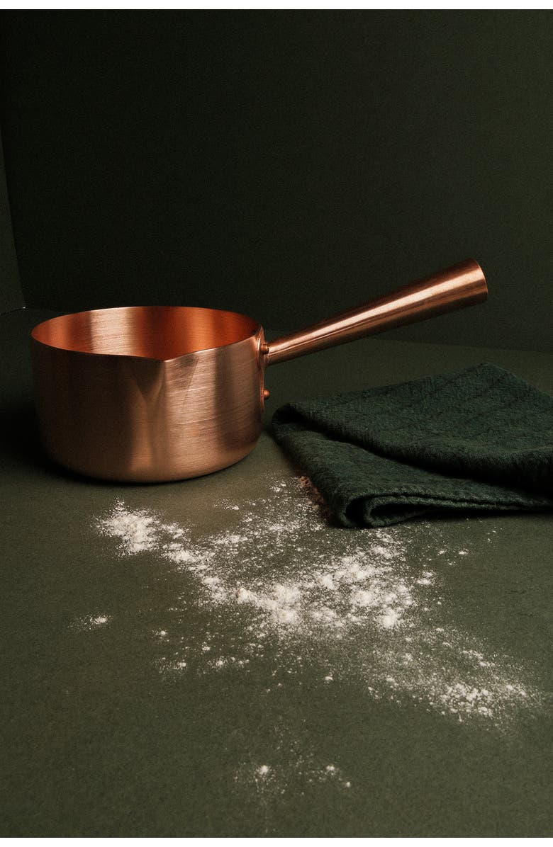 Mauviel M
Passion 2.0 Qt. Sugar Sauce Pan, Copper Handle, Alternate, color, Copper