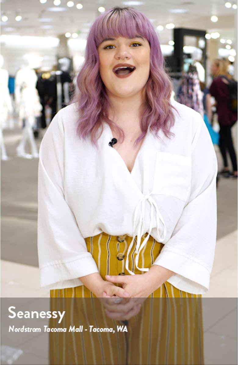 Amour Underwire Bra, sales video thumbnail