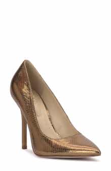 Levila Pointed Toe Pump