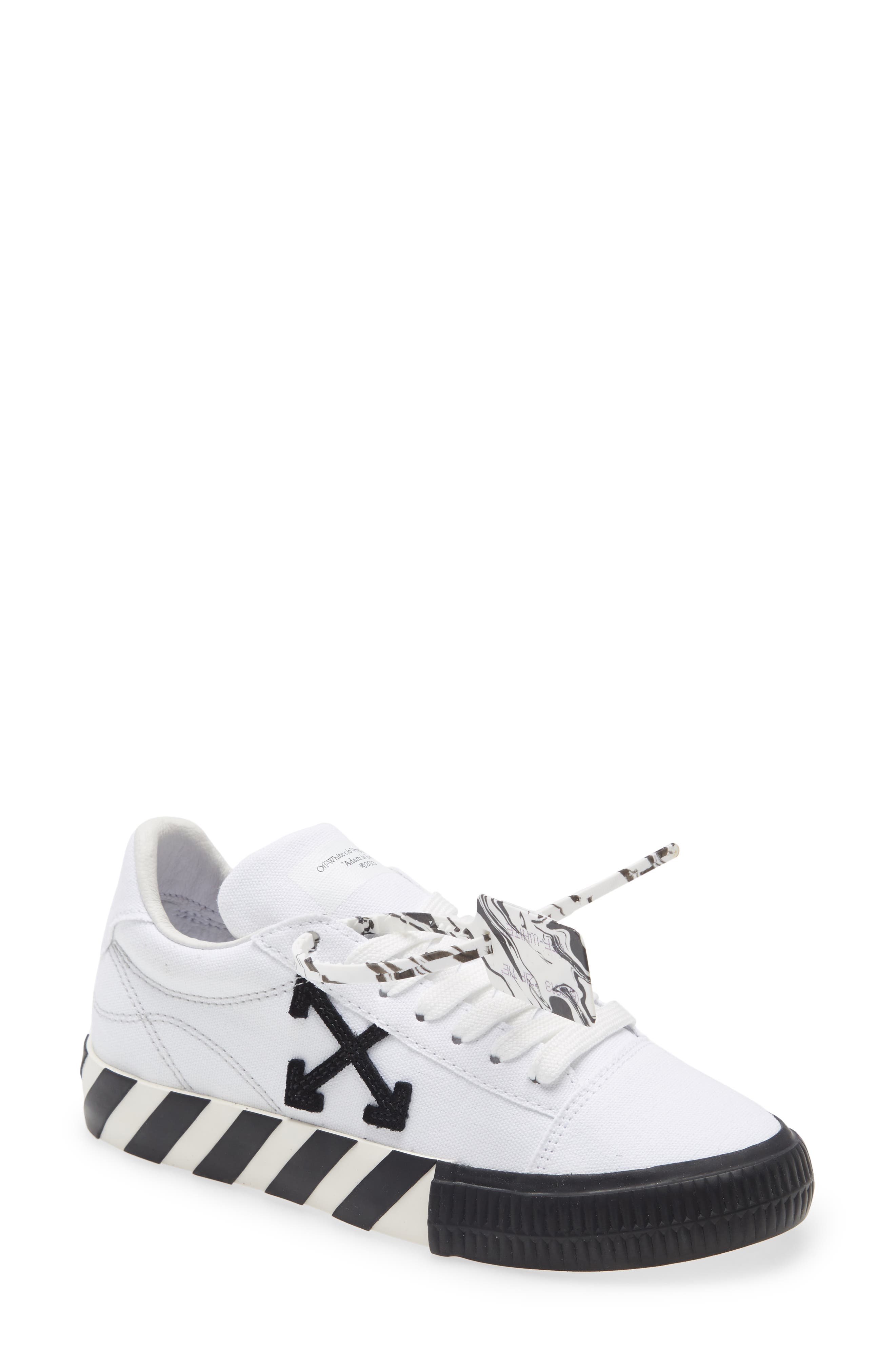 Off-White Vulcanized Low Top Sneaker, Main, color, 