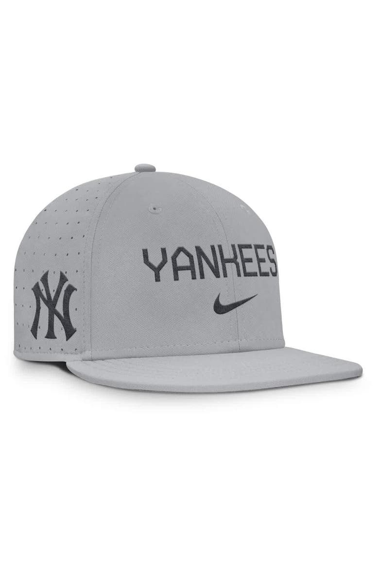 Nike Men's Nike Gray New York Yankees True Performance Fitted Hat, Alternate, color, 