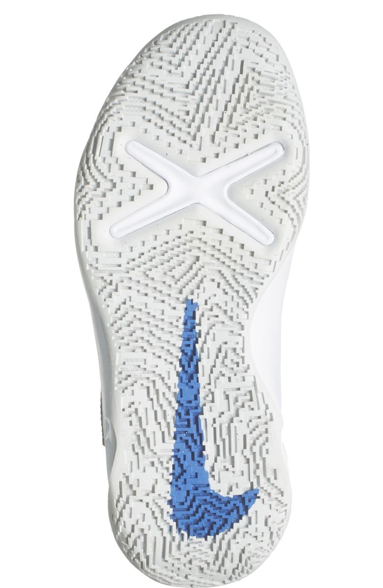 Nike Team Hustle 10 Basketball Shoe, Alternate, color,