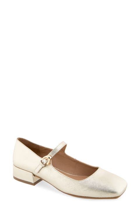 Isannah Mary Jane Pump (Women)