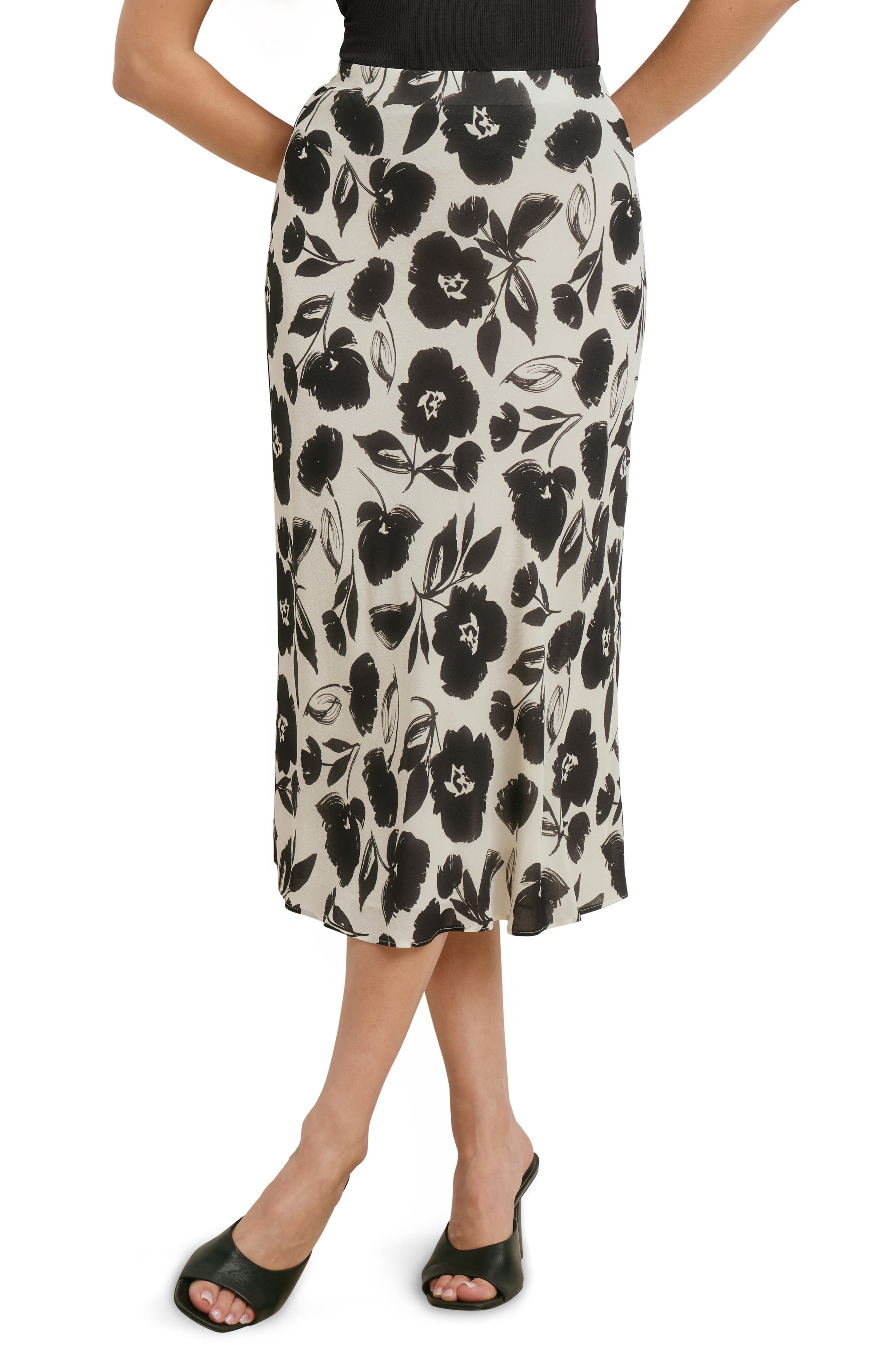 selected BRUSHED NEUTRAL FLORAL
