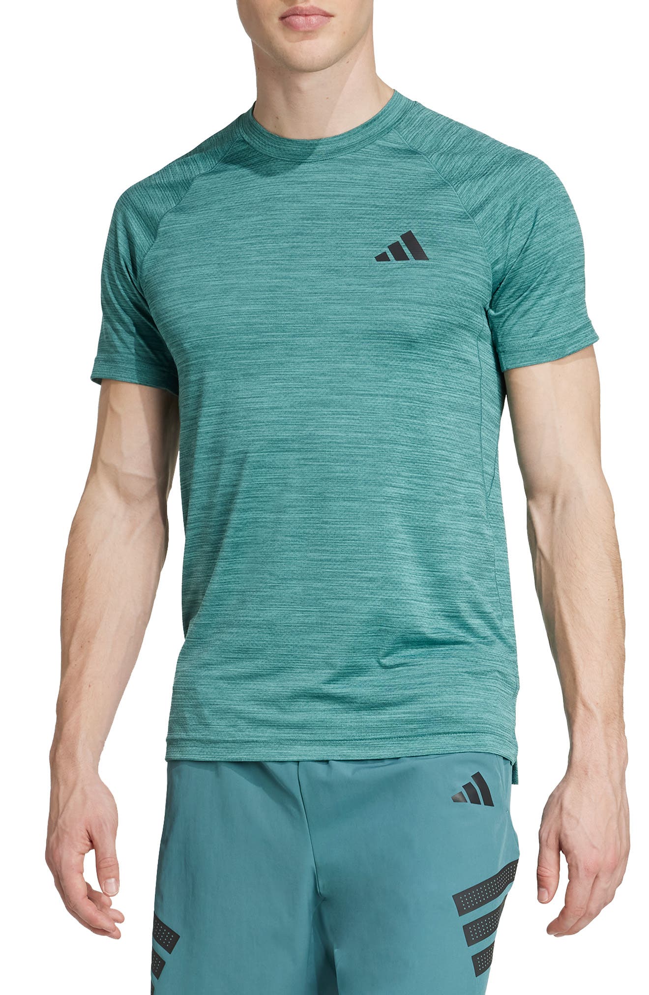 selected PRELOVED TEAL MEL.