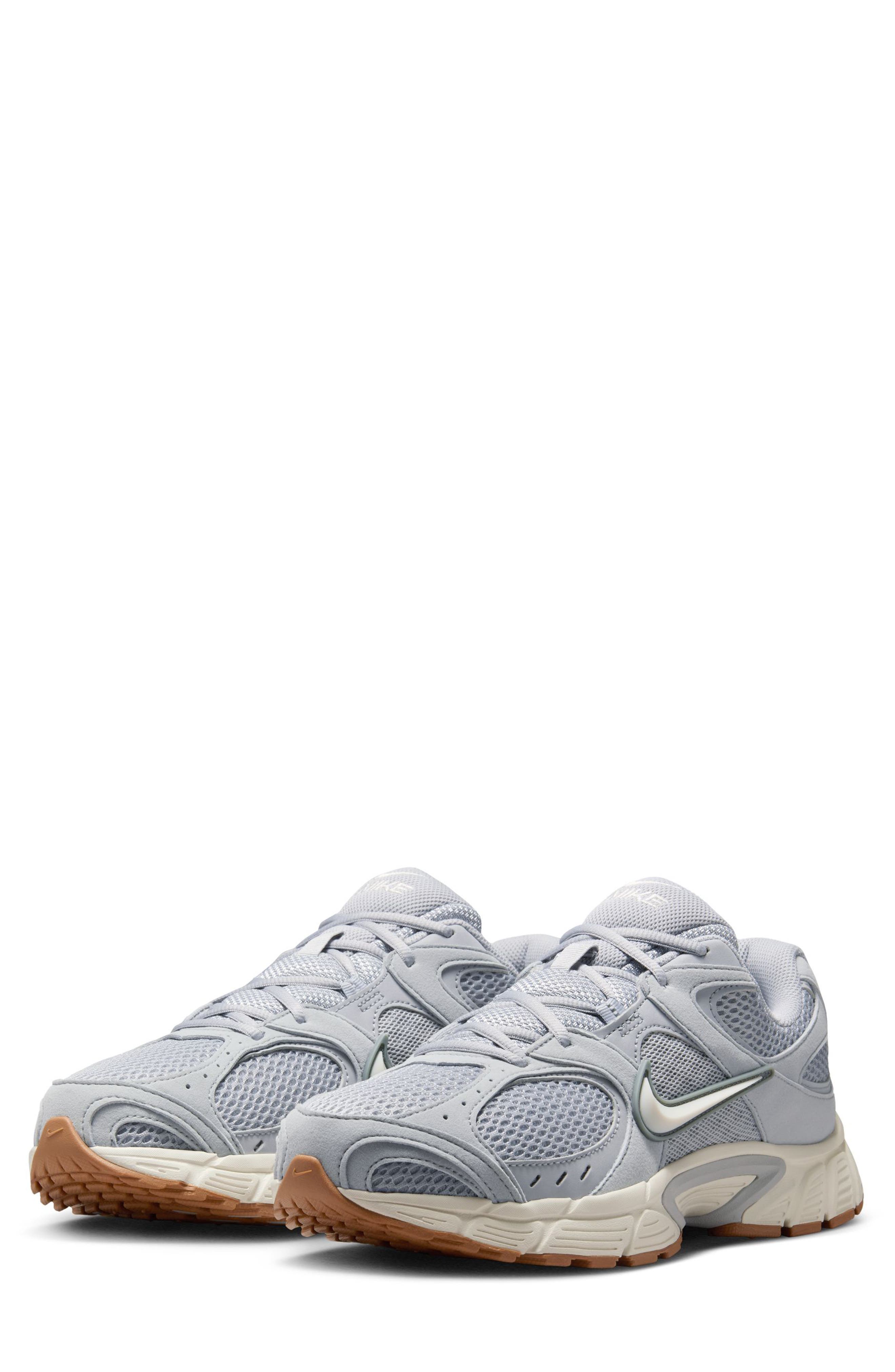 Nike V5 Runner Sneaker, Main, color, Wolf Grey/ Phantom