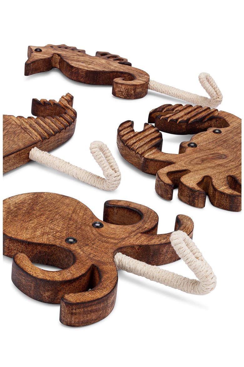 Cove Sea Life Motif Set of 4 Wall Hooks, Alternate, color, BEIGE/BROWN