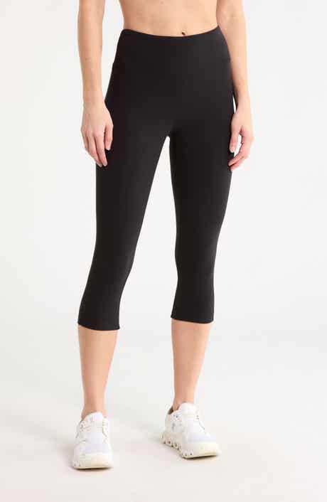 Performance Crop Leggings