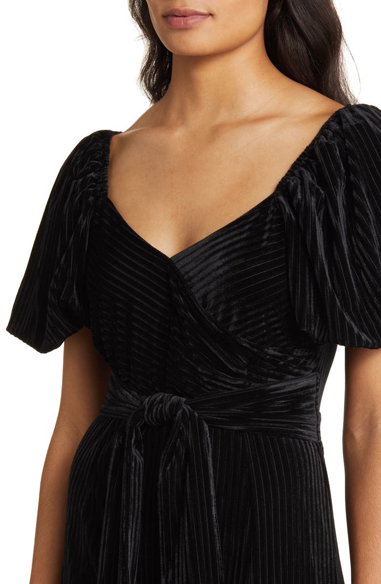 ZOE AND CLAIRE Puff Sleeve Stretch Velvet Midi Dress, Alternate, color, Black