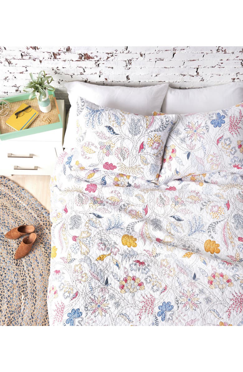 carol & frank Brie Lagoon Quilt, Alternate, color, White