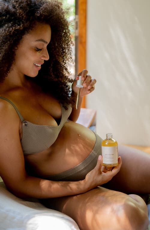 Pure Mama Belly Oil In Gold