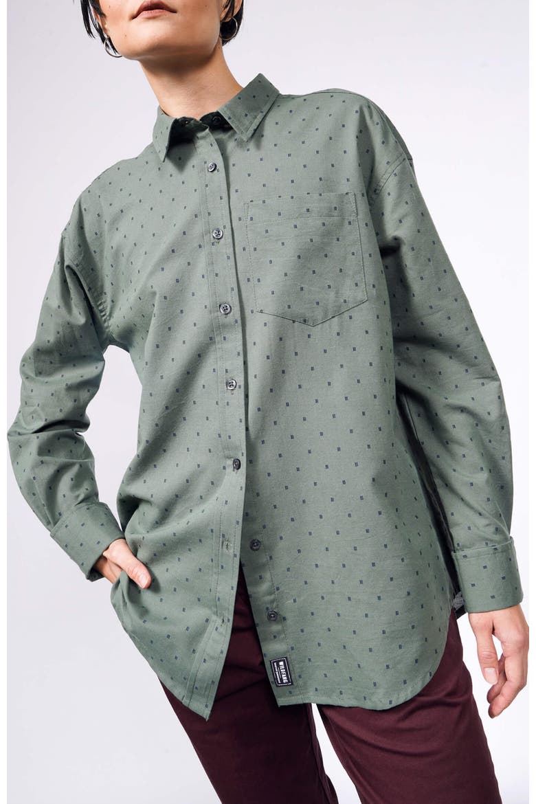 The Essential Long Sleeve Oversized Wrap Button Up, Alternate, color, IVY/NAVY