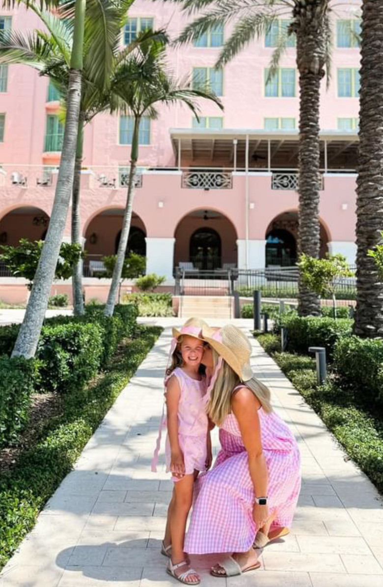 Bits & Bows Coastal Cowgirl Straw Scalloped Ribbon Women's Cowboy Hat, Alternate, color, Green