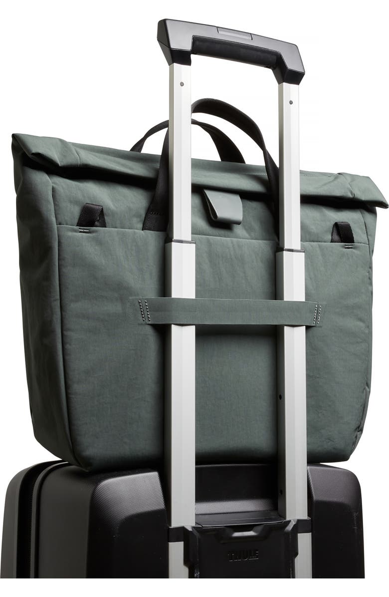 Bellroy Tokyo Water Repellent Messenger Bag, Alternate, color, Everglade