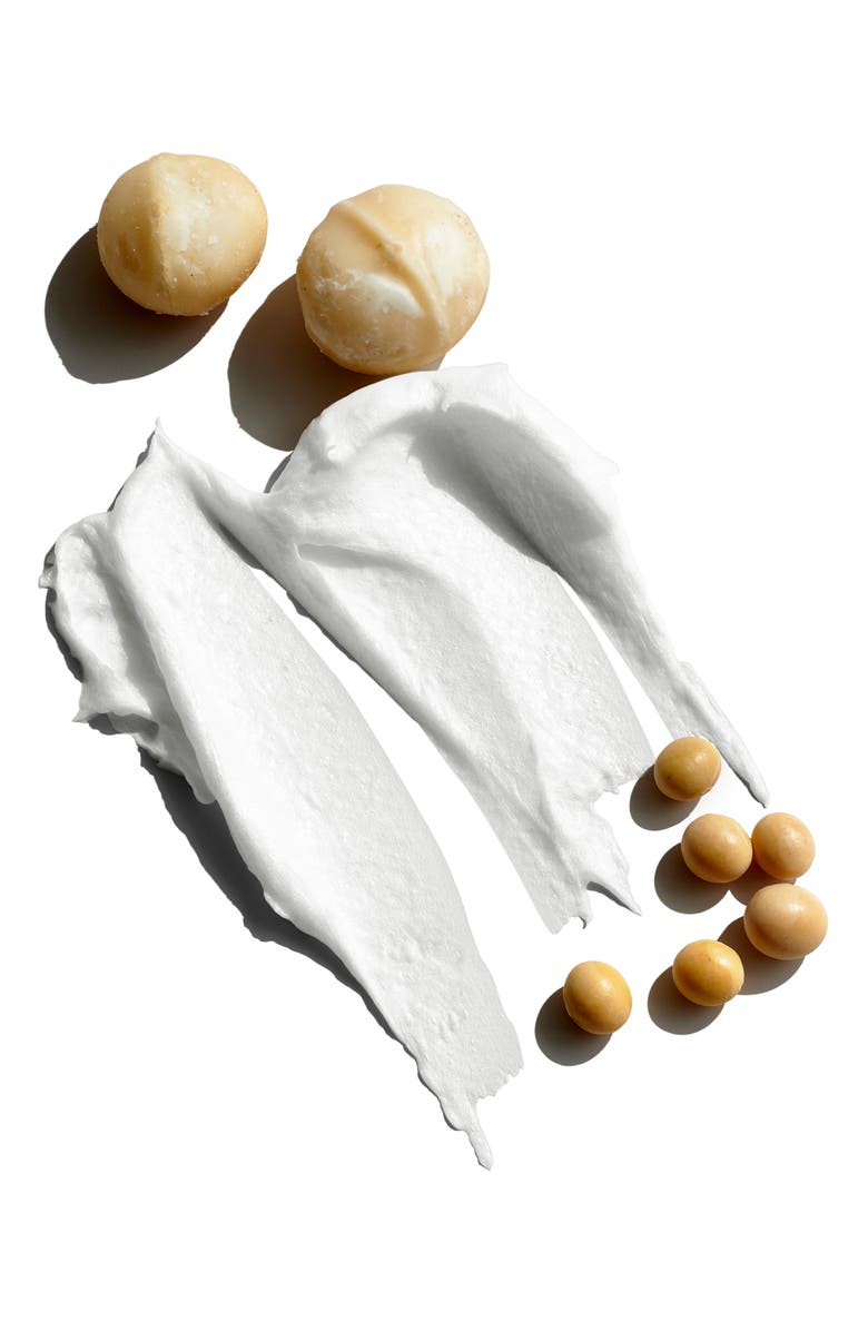 Supreme Cream Triple Cushion<sup>®</sup> Shave Lather