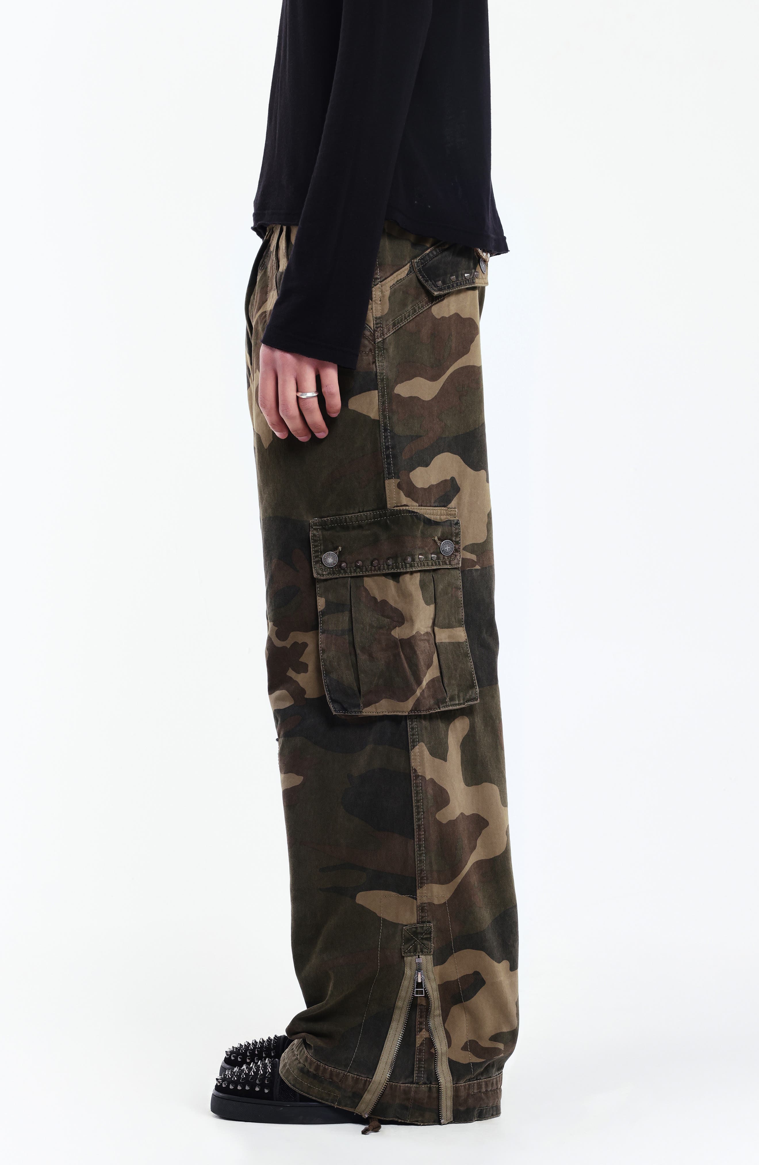 JADED LONDON Studded Camo Low Rise Wide Leg Cargo Pants (Men