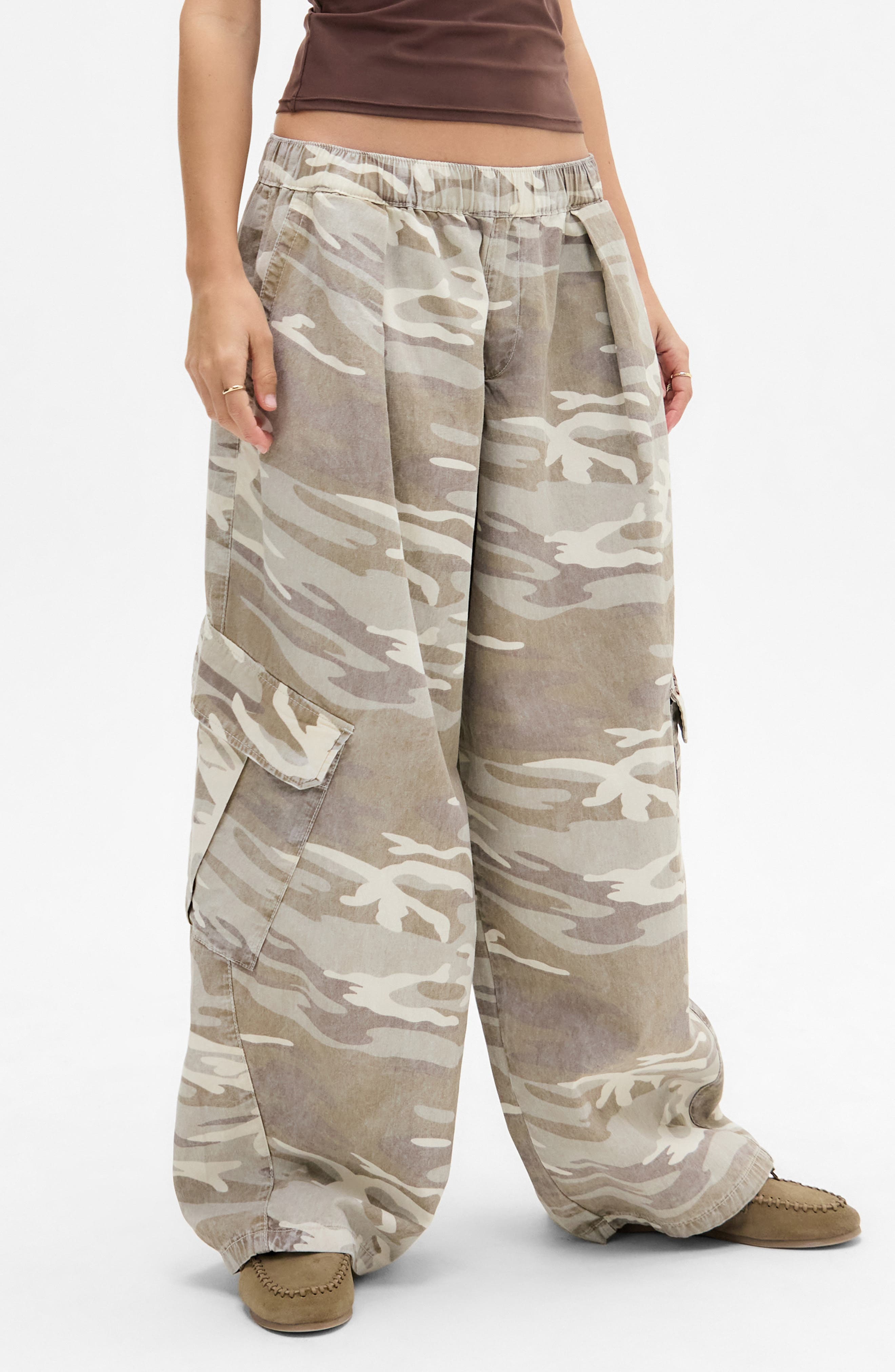 BDG Urban Outfitters Bobbi Camo Cotton Cargo Pants (Women) | Nordstrom