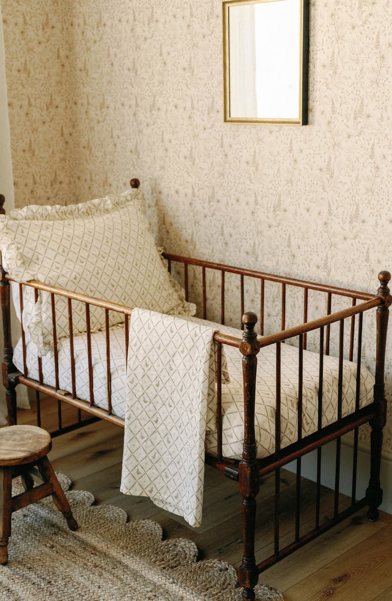 Oilo Print Organic Cotton Crib Sheet, Alternate, color, Eggshell