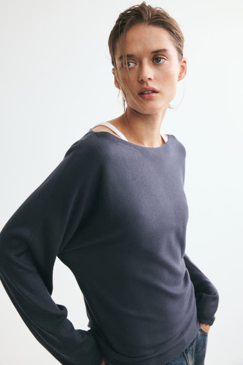 Off-the-shoulder Sweater