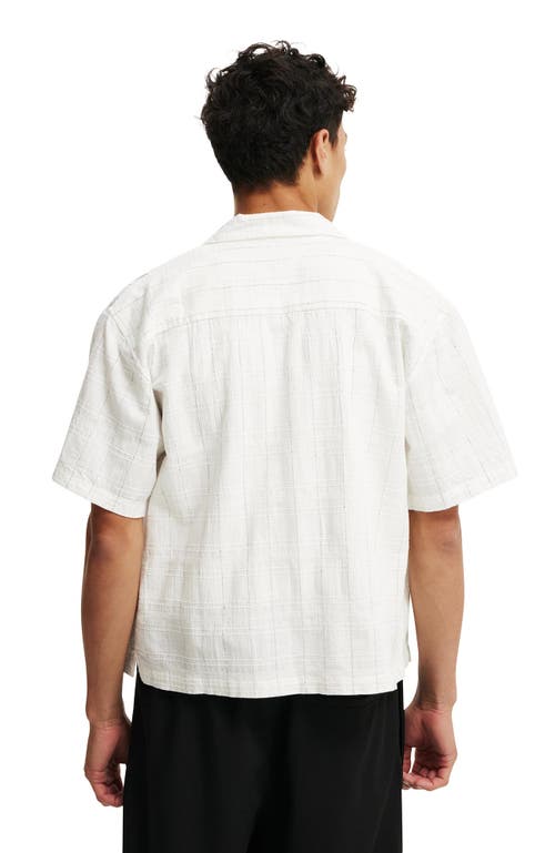 COTTON ON BOX FIT SHORT SLEEVE SHIRT 