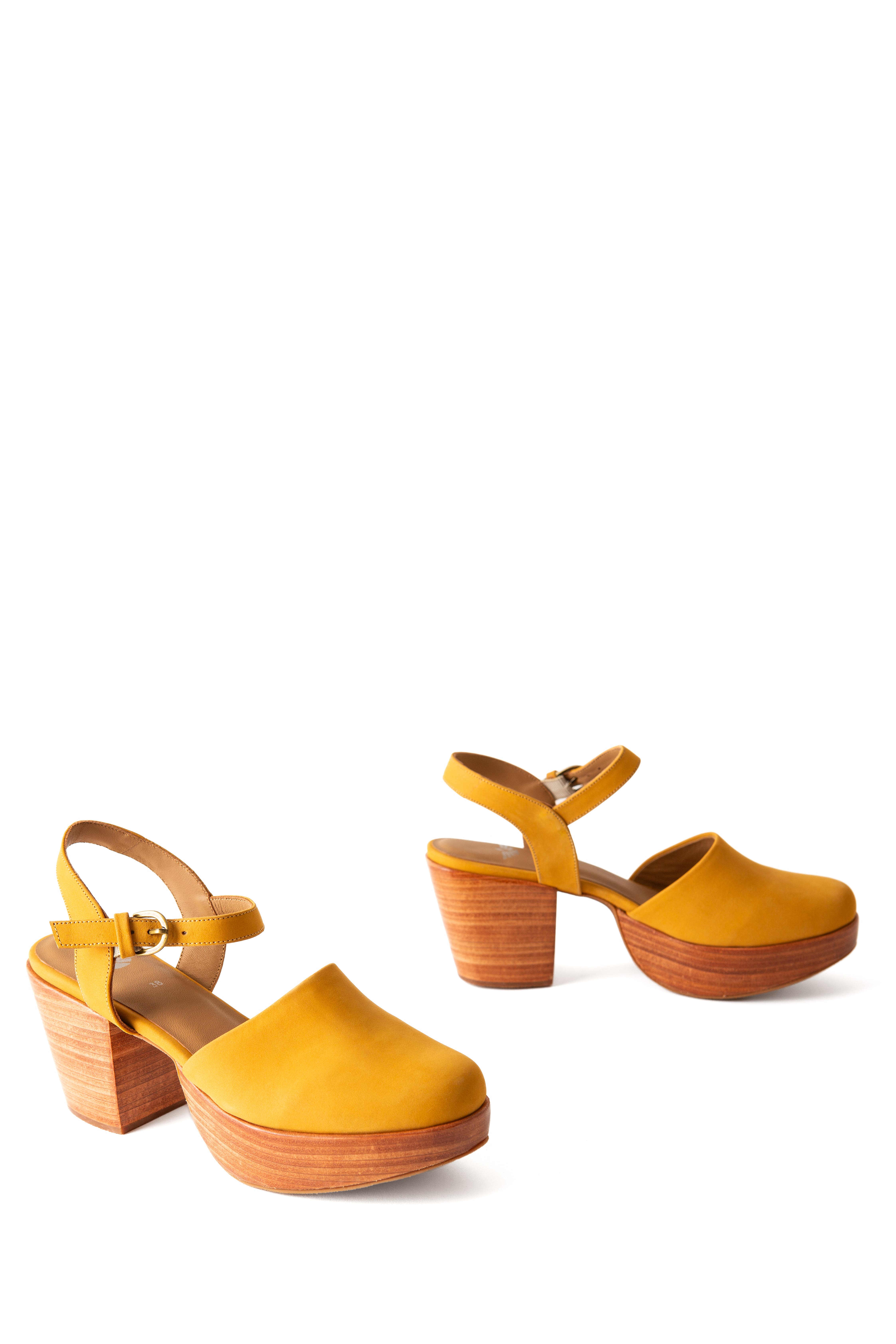 Fortress Willow Mary Jane Platform Clog, Alternate, color, Amber Suede