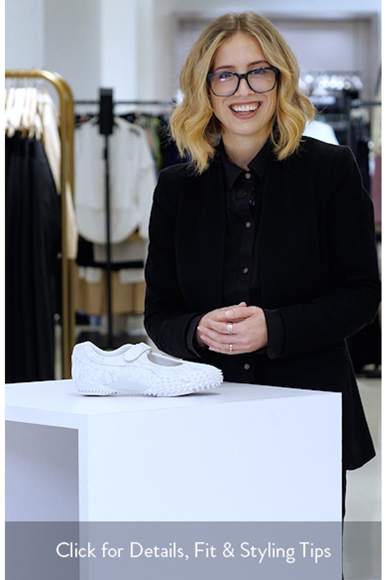 Mostro Fey Lace Sneaker video
