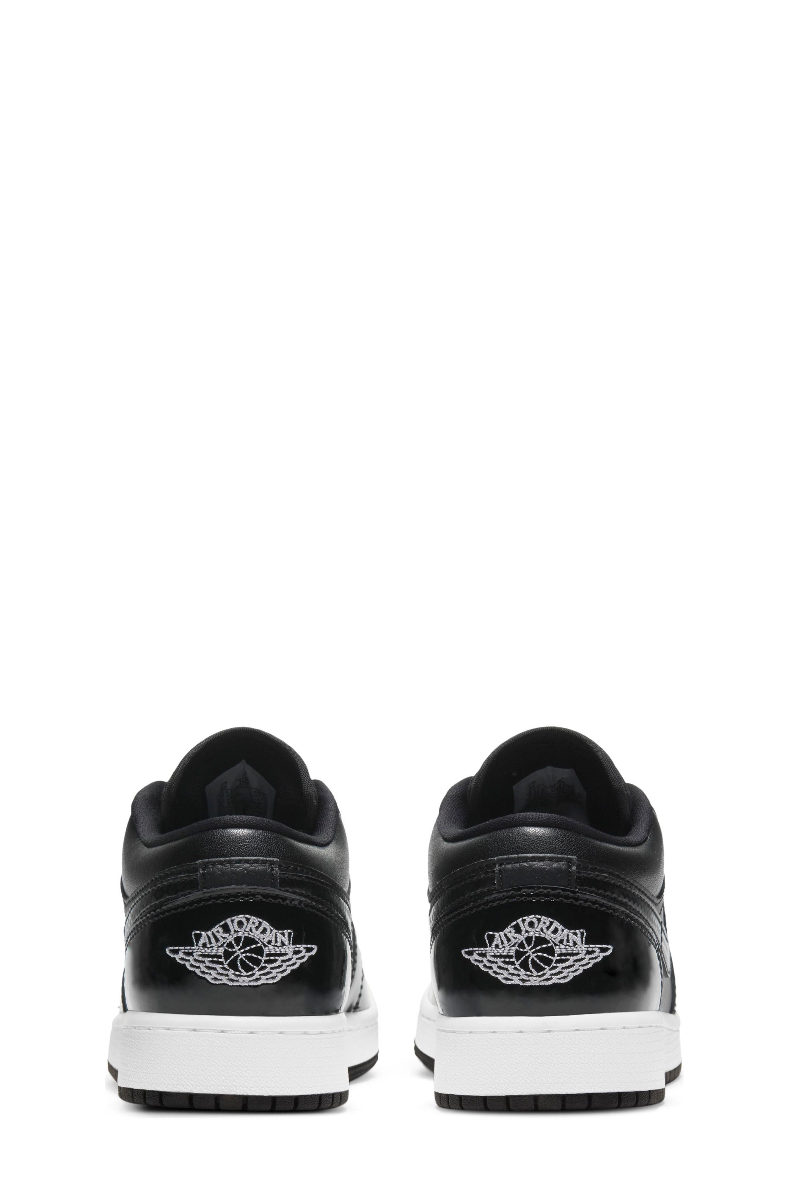 Jordan Air Jordan 1 Low Sneaker, Alternate, color, 