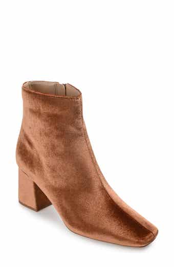 Journee Collection Hazara Block Heel Bootie