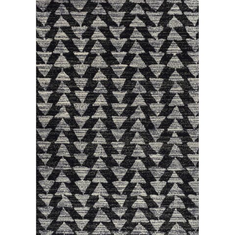 Aisha Moroccan Triangle Geometric Area Rug