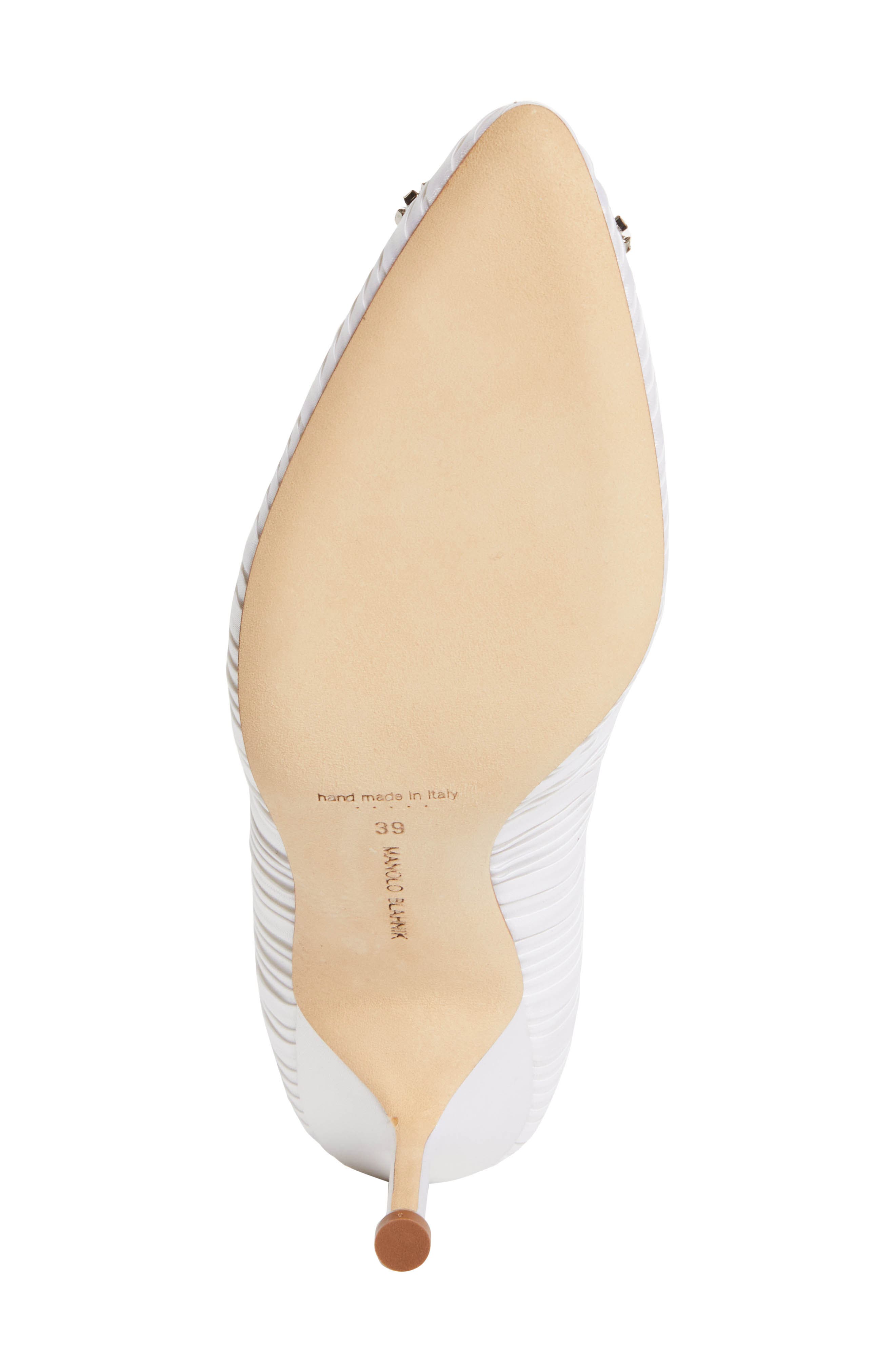 Manolo Blahnik Hangisi Crystal Buckle Pump, Alternate, color, 