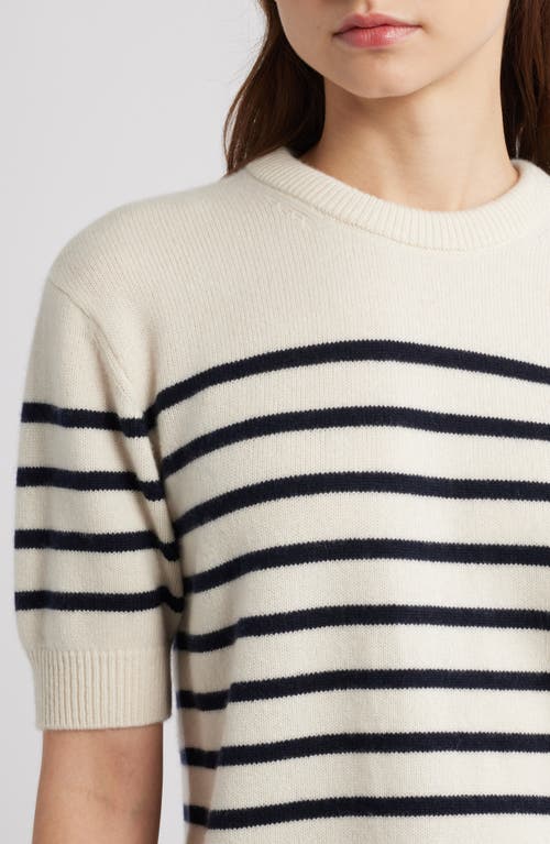 Frame The Cashmere Easy Crew Sweater In Neutral