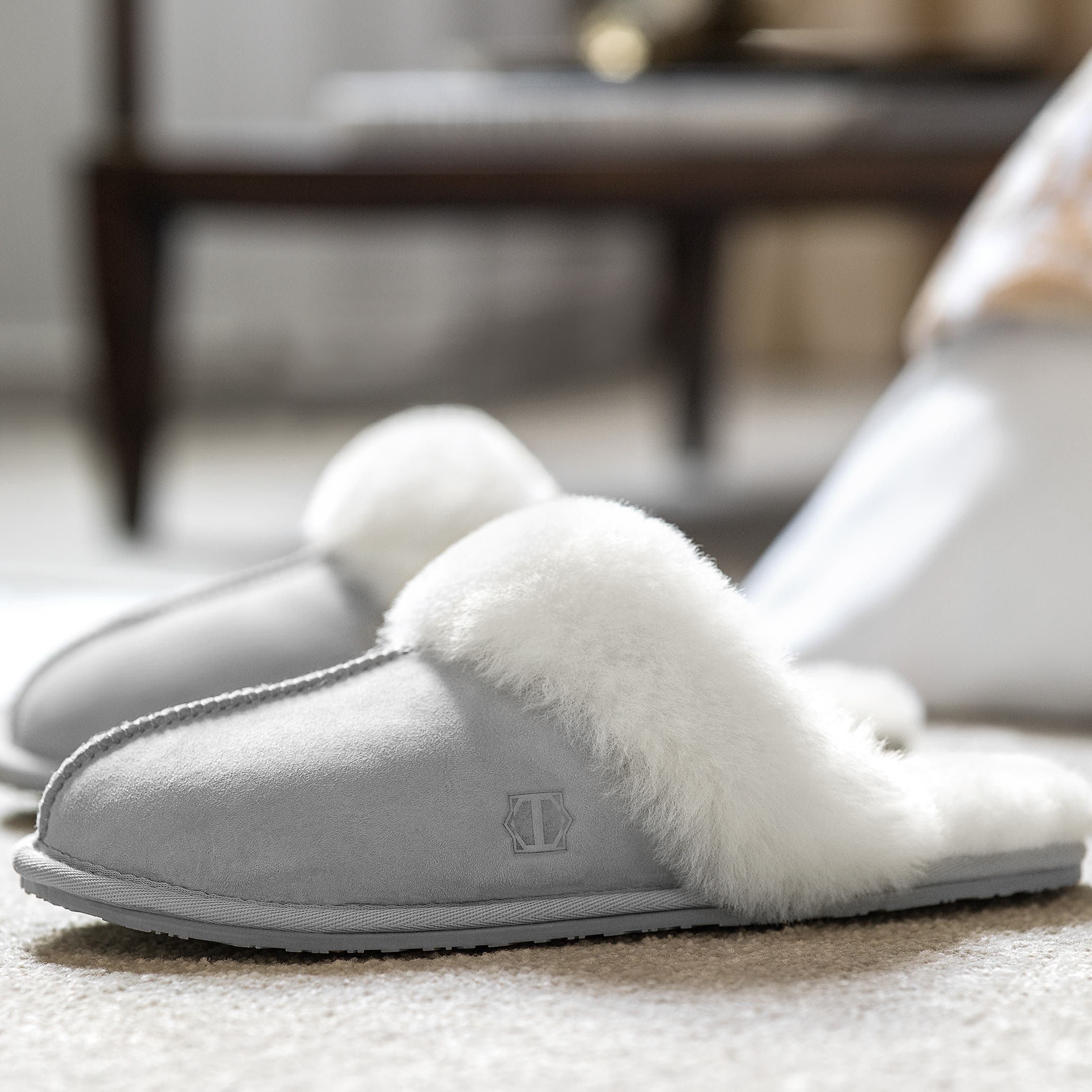 Togas Amanda Womens sheepskin slippers, Alternate, color, Grey